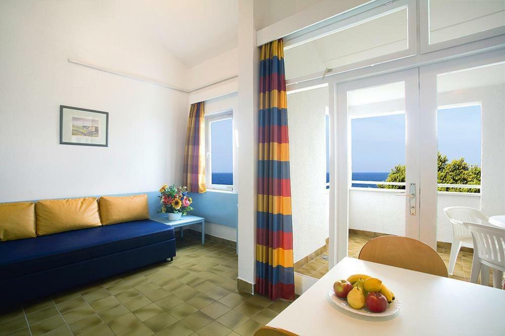 Holiday Lanterna Sunny By Valamar Sunset Cis01221 Cya Apartment